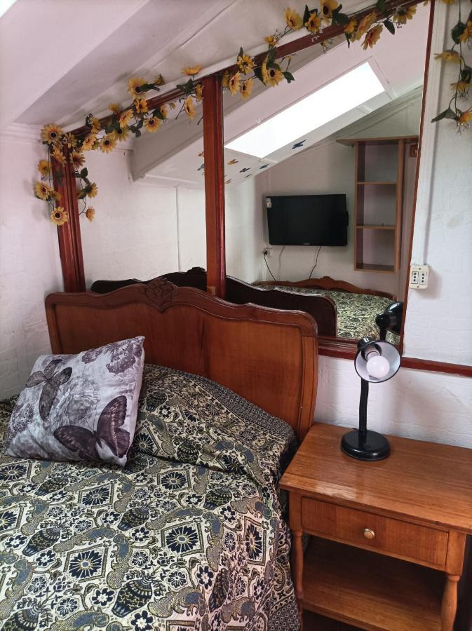 Alojamiento Familiar Rey Bed & Breakfast Punta Arenas Ngoại thất bức ảnh