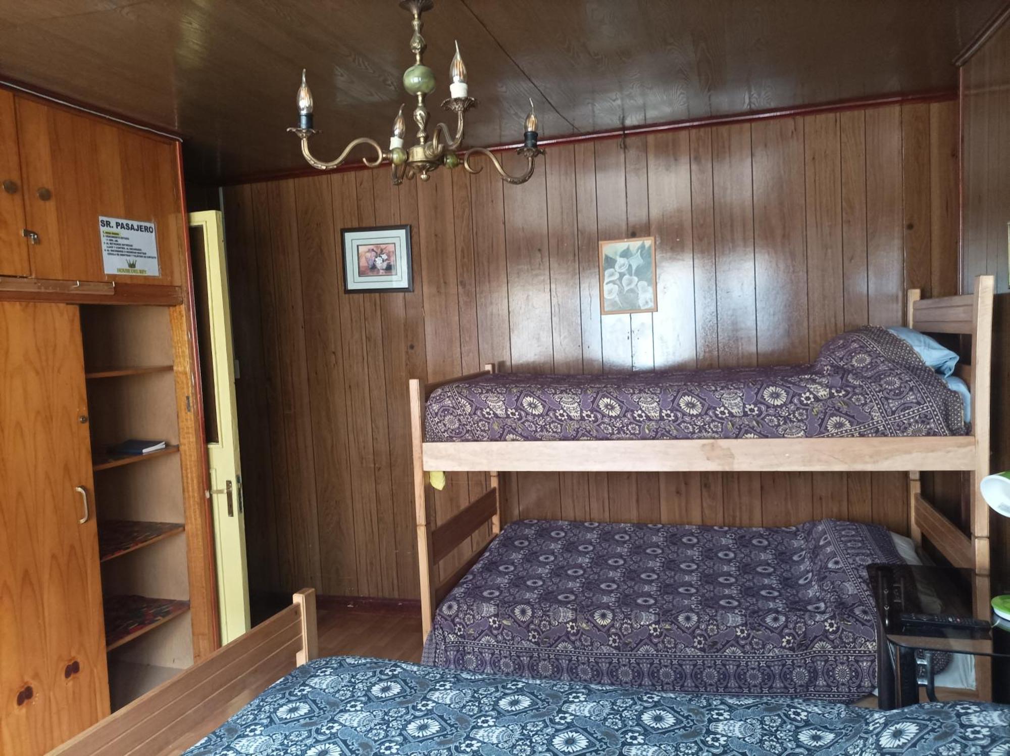 Alojamiento Familiar Rey Bed & Breakfast Punta Arenas Ngoại thất bức ảnh